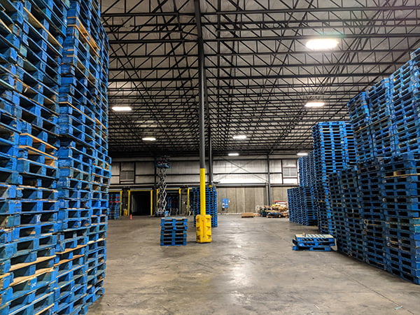 New LED lighting in CHEP pallet warehouse